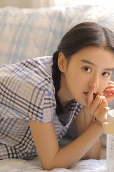 电波女与青春男